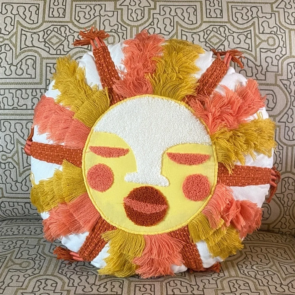 Round Throw Opalhouse Fringed and Embroidered 🆕